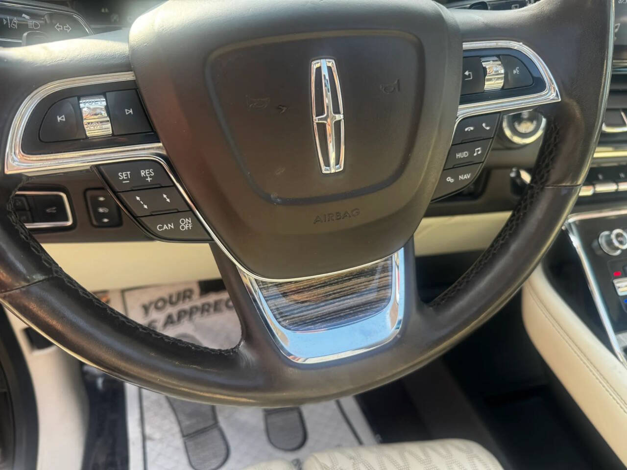 Used 2018 Lincoln Navigator L Black Label w/ Cargo Package AWD/4WD image 19