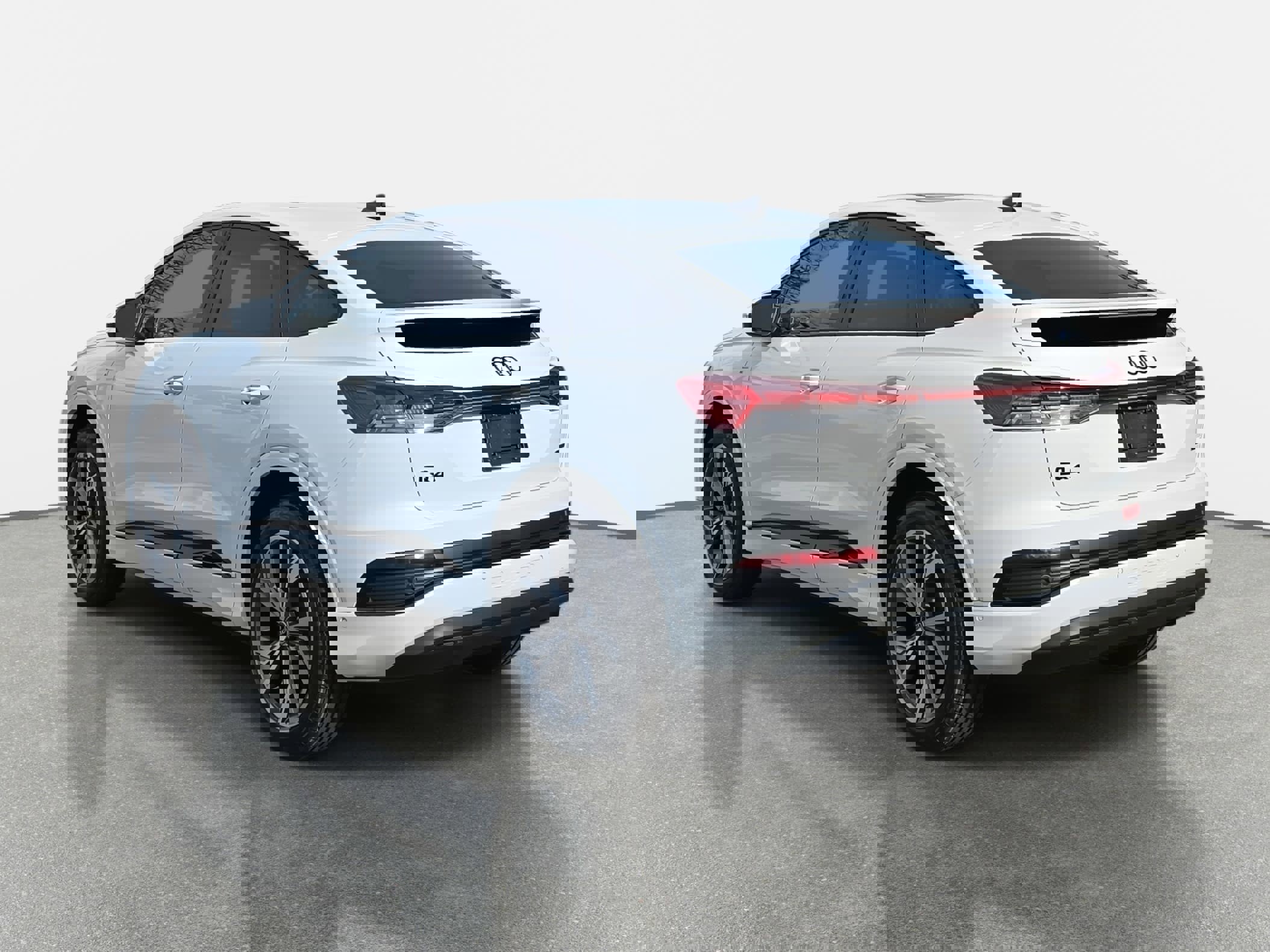 Used 2023 Audi Q4 e-tron Prestige w/ Black Optic Package image 7