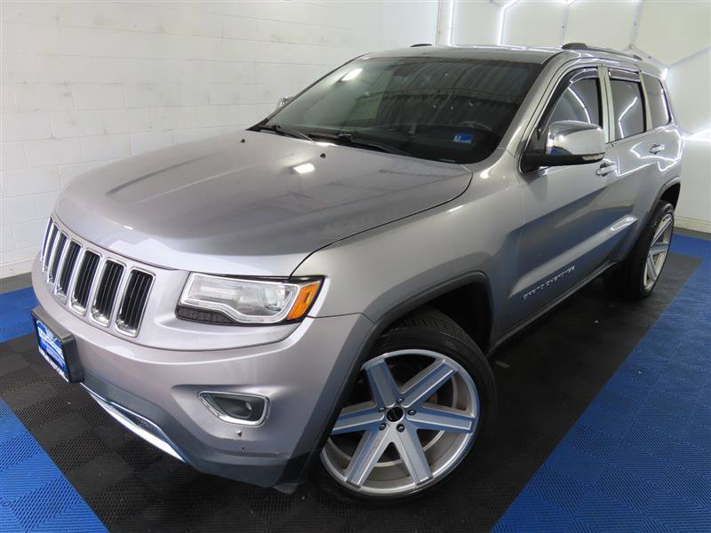 Used 2015 Jeep Grand Cherokee Limited w/ Luxury Group II image 4