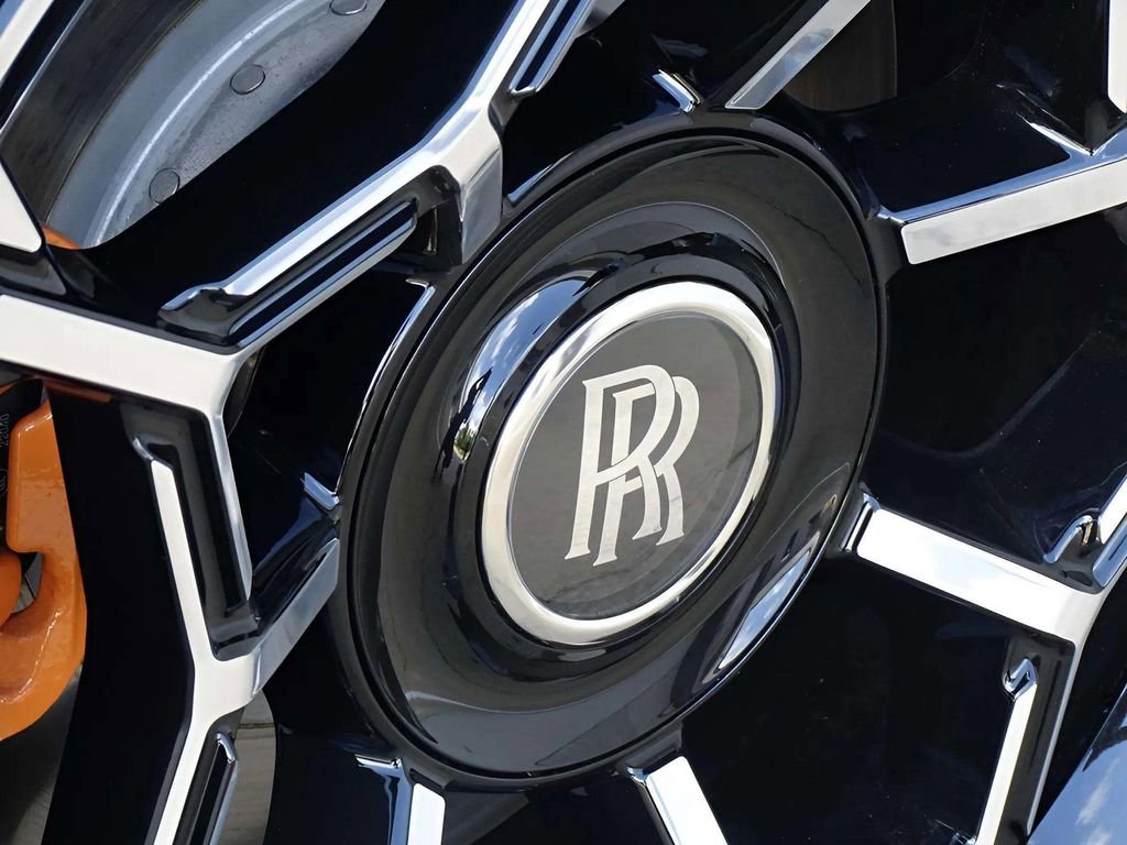 New 2025 Rolls-Royce Ghost Black Badge image 6