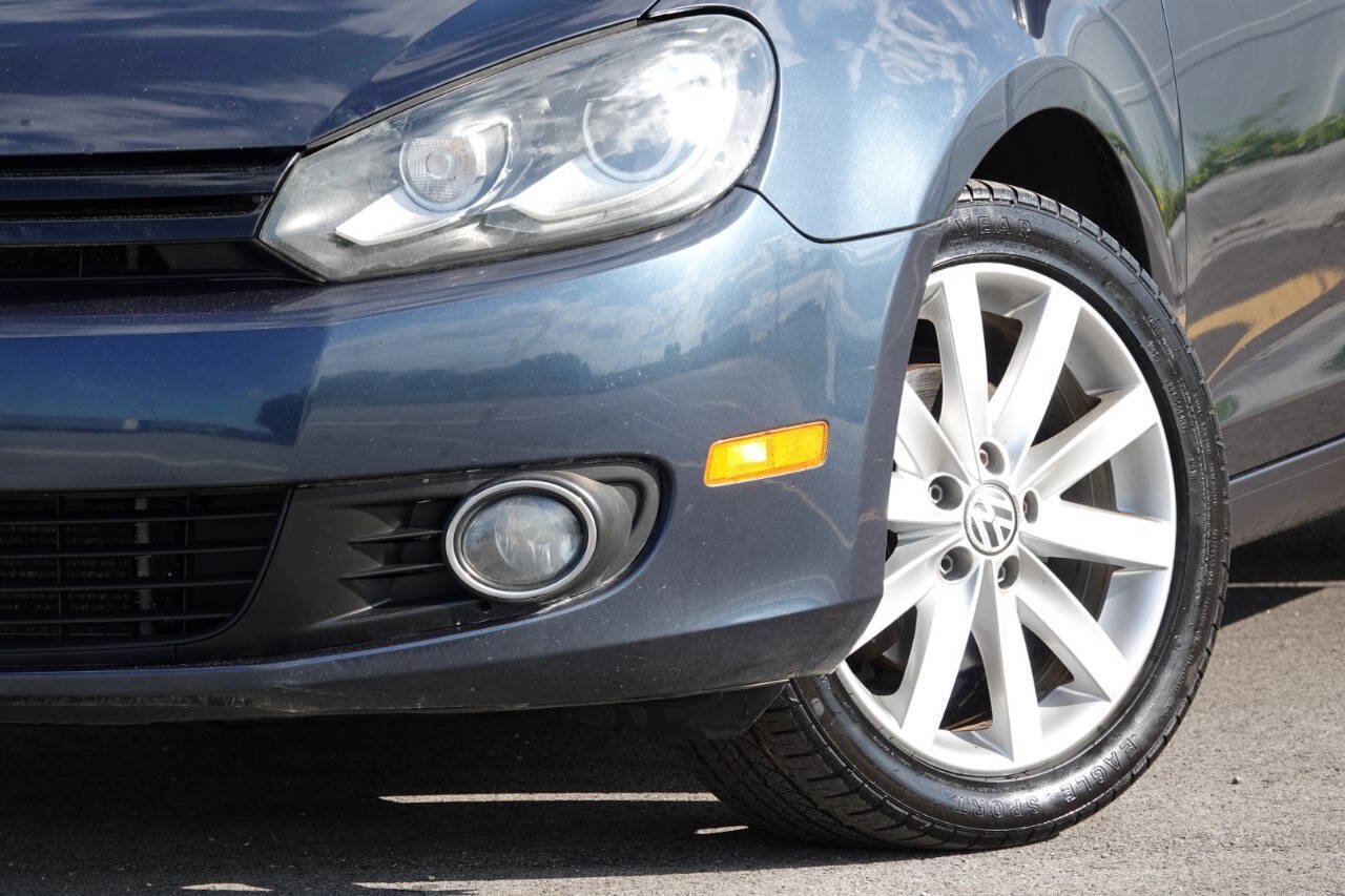 Used 2011 Volkswagen Golf TDI w/ Cold Weather Pkg FWD image 9
