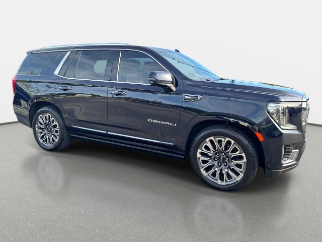 Used 2023 GMC Yukon Denali Ultimate AWD/4WD image 8