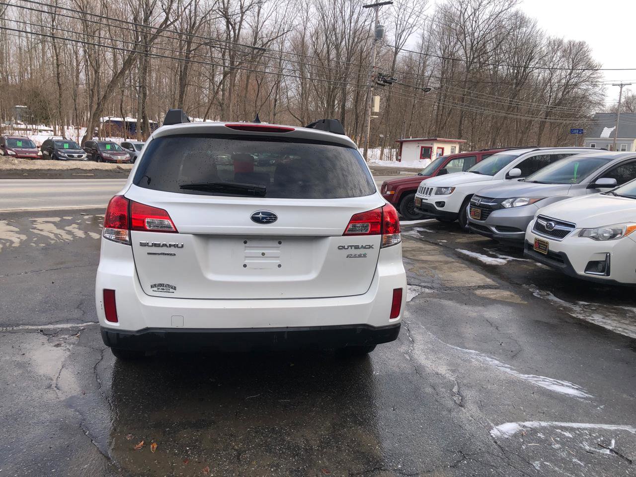 Used 2014 Subaru Outback 2.5i Premium image 6