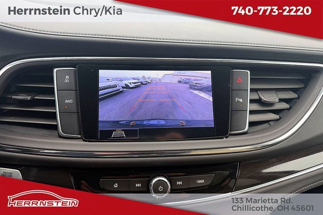 Used 2021 Buick Enclave Essence image 19