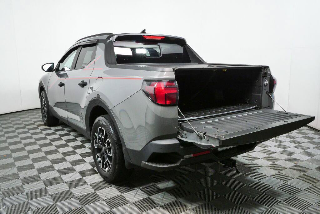 Used 2024 Hyundai Santa Cruz SEL w/ Activity Package FWD image 28