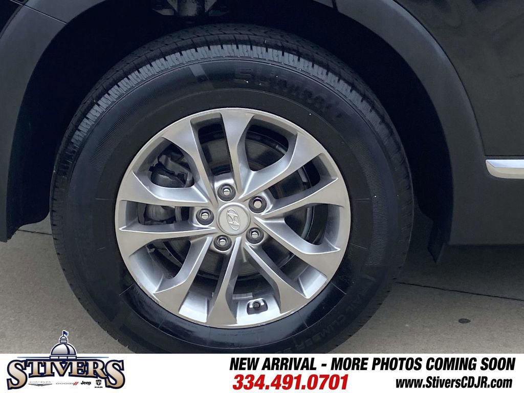Used 2020 Hyundai Santa Fe SEL FWD image 11