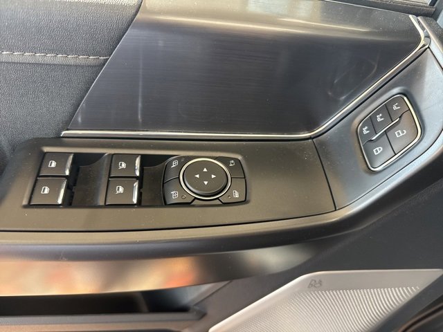 New 2025 Ford F150 Lariat w/ Equipment Group 502A High image 5