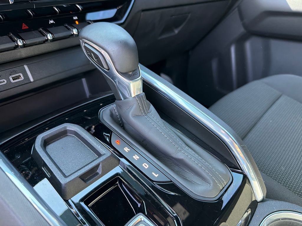 Used 2024 GMC Canyon Elevation w/ Trailering Package image 30