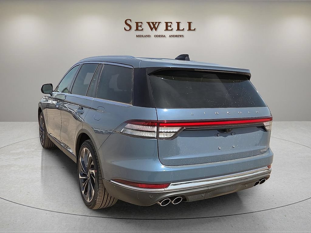 New 2026 Lincoln Aviator Reserve AWD/4WD image 3