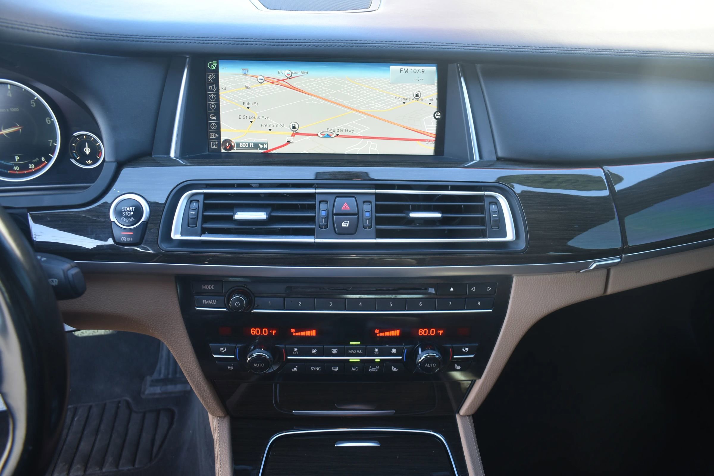Used 2015 BMW 740i image 17
