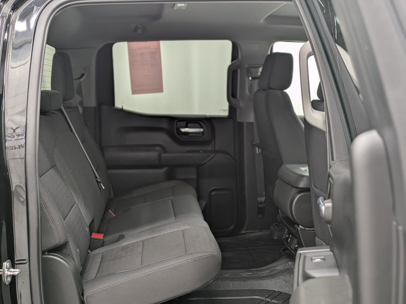 Used 2024 Chevrolet Silverado 1500 Custom image 15