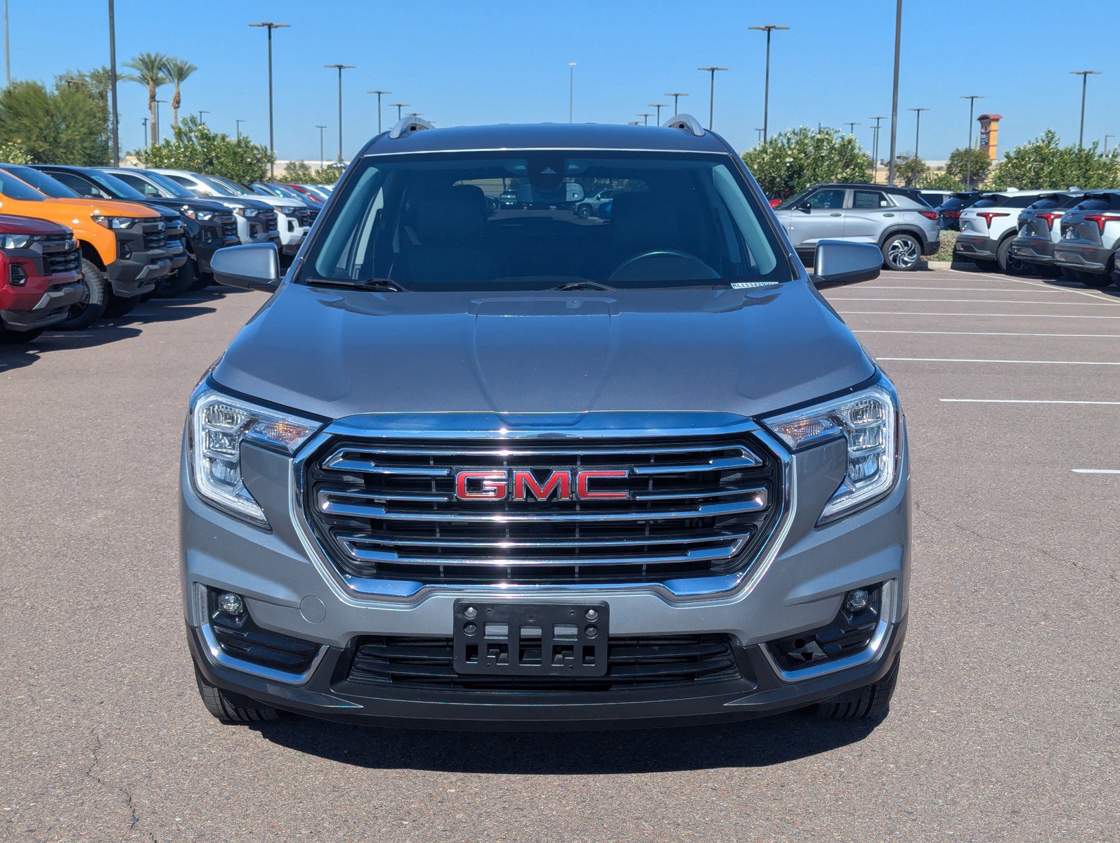Certified 2024 GMC Terrain SLT image 9