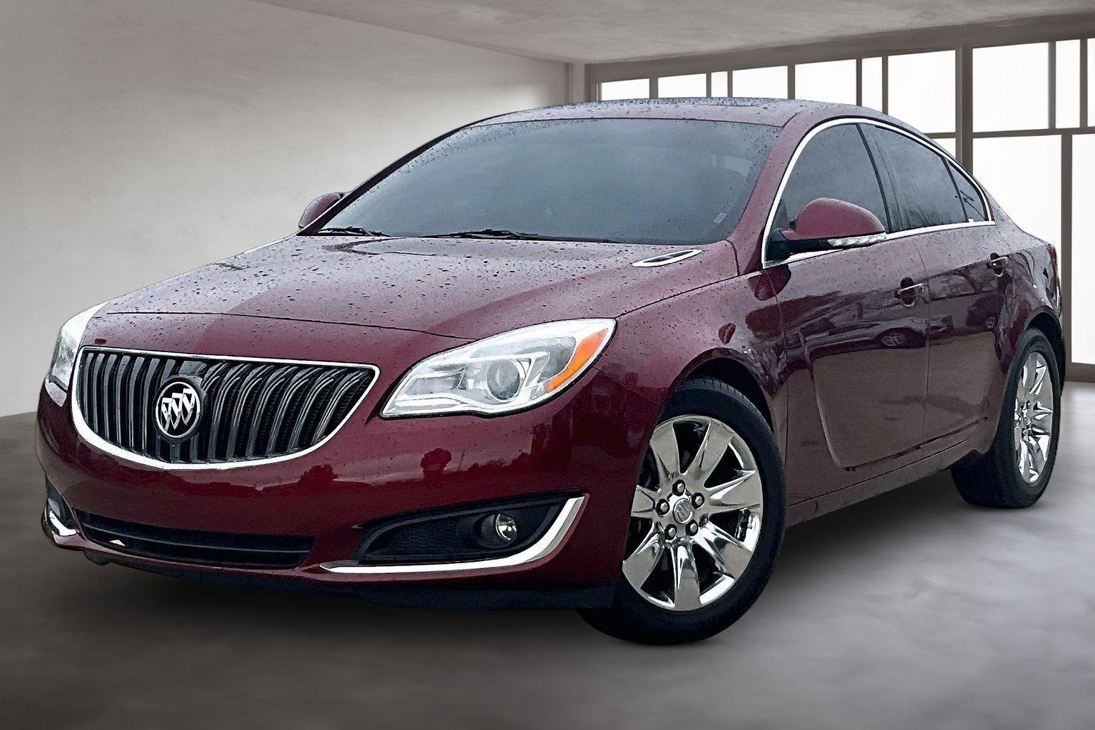 Used 2016 Buick Regal FWD image 2