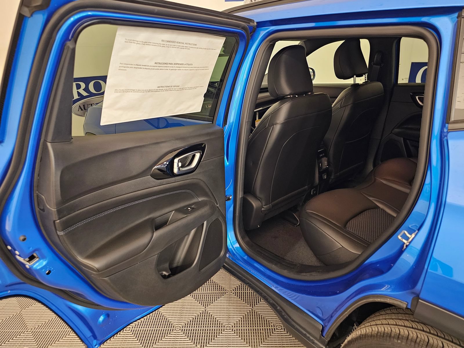 New 2026 Jeep Compass Latitude AWD/4WD image 18