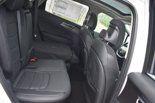 New 2027 Kia Sportage SX AWD/4WD image 17