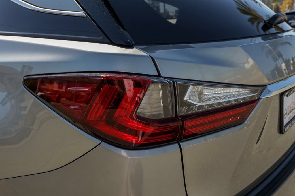 Used 2020 Lexus RX 350L FWD w/ Premium Package image 13