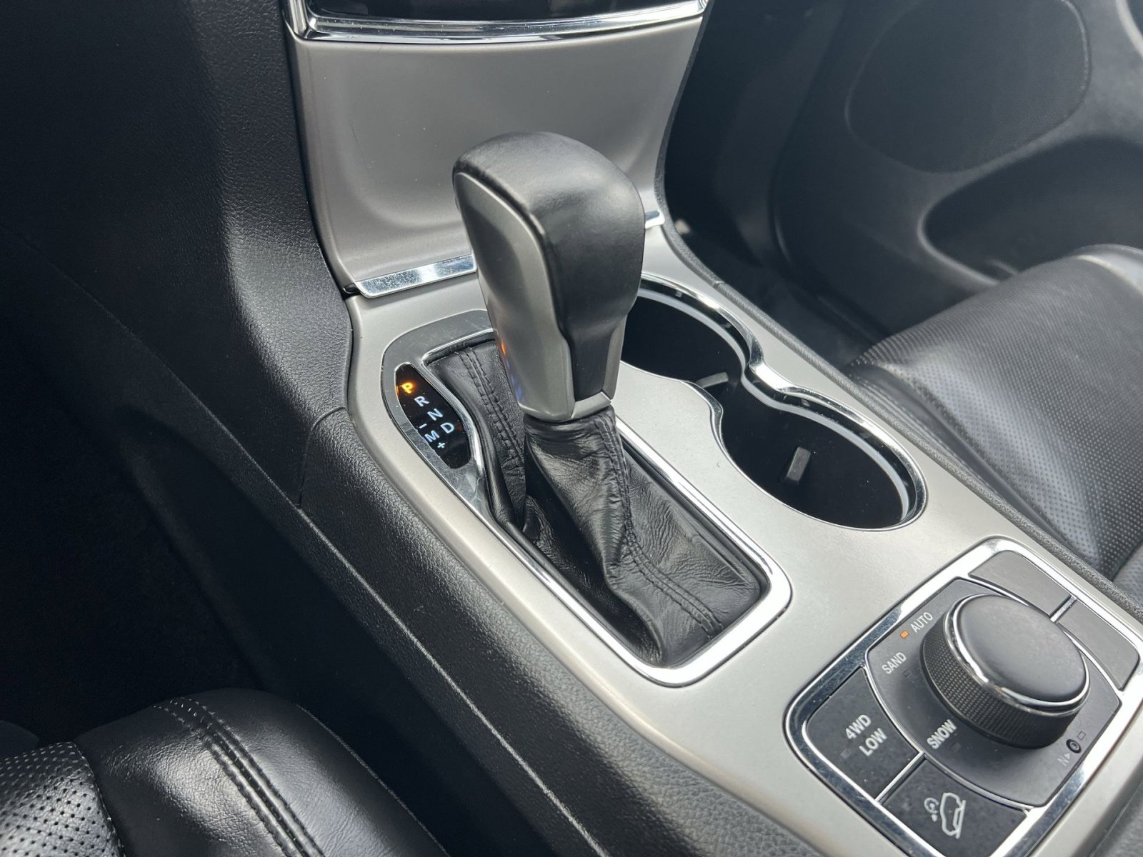 Used 2019 Jeep Grand Cherokee Limited w/ Luxury Group II image 22