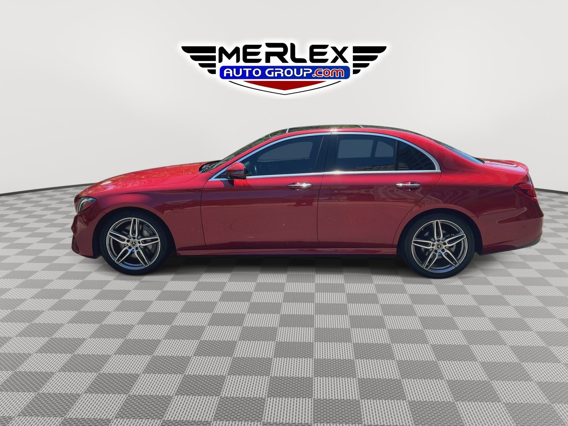 Used 2018 Mercedes-Benz E 300 w/ Premium 1 Package image 5