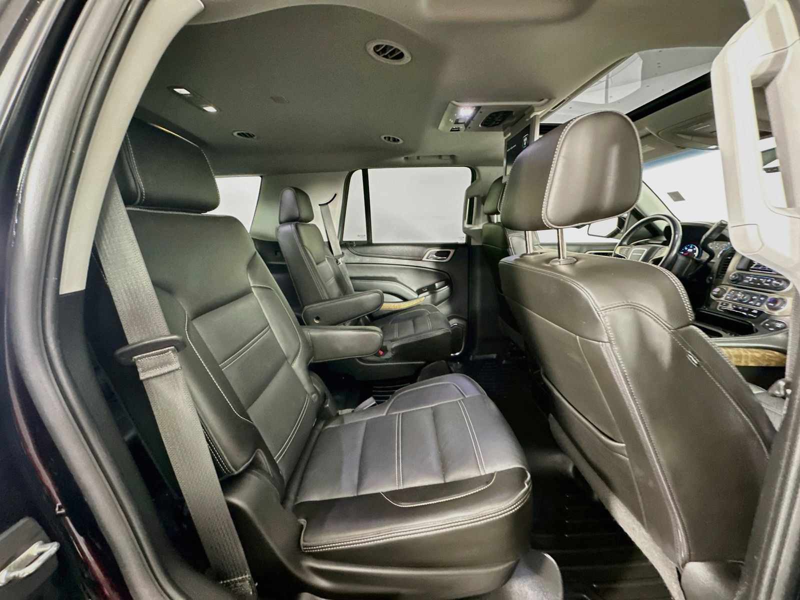 Used 2018 GMC Yukon Denali AWD/4WD image 32