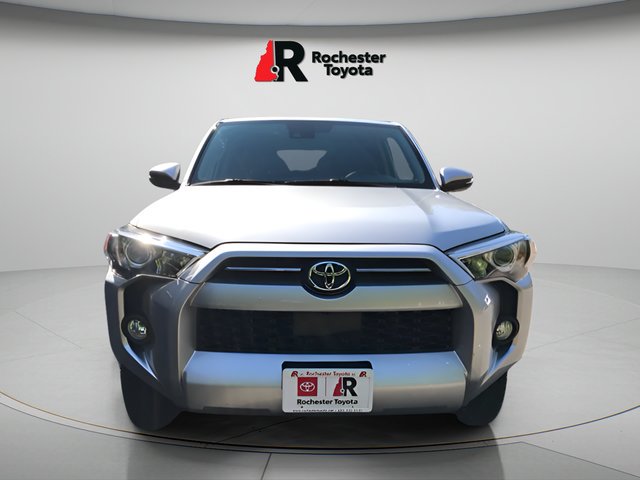 Certified 2020 Toyota 4Runner SR5 Premium w/ Moonroof Package AWD/4WD image 2
