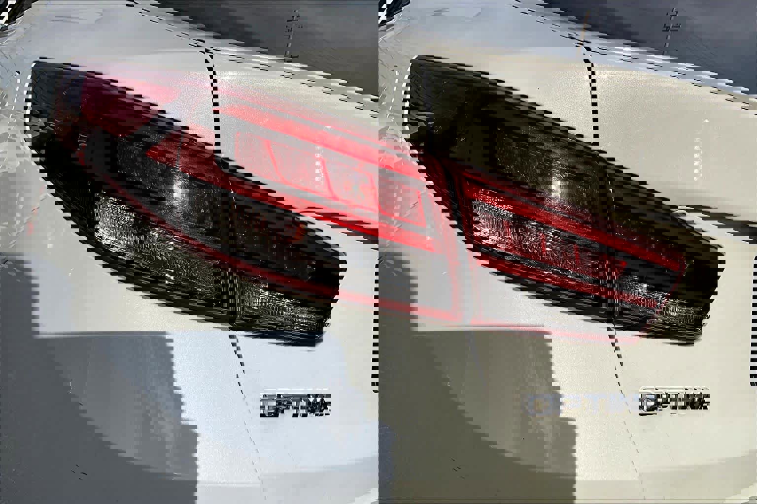 Used 2017 Kia Optima SX image 28