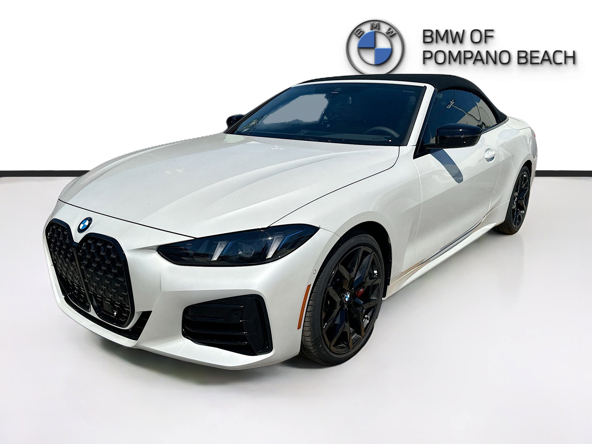 New 2026 BMW 430i Convertible image 3