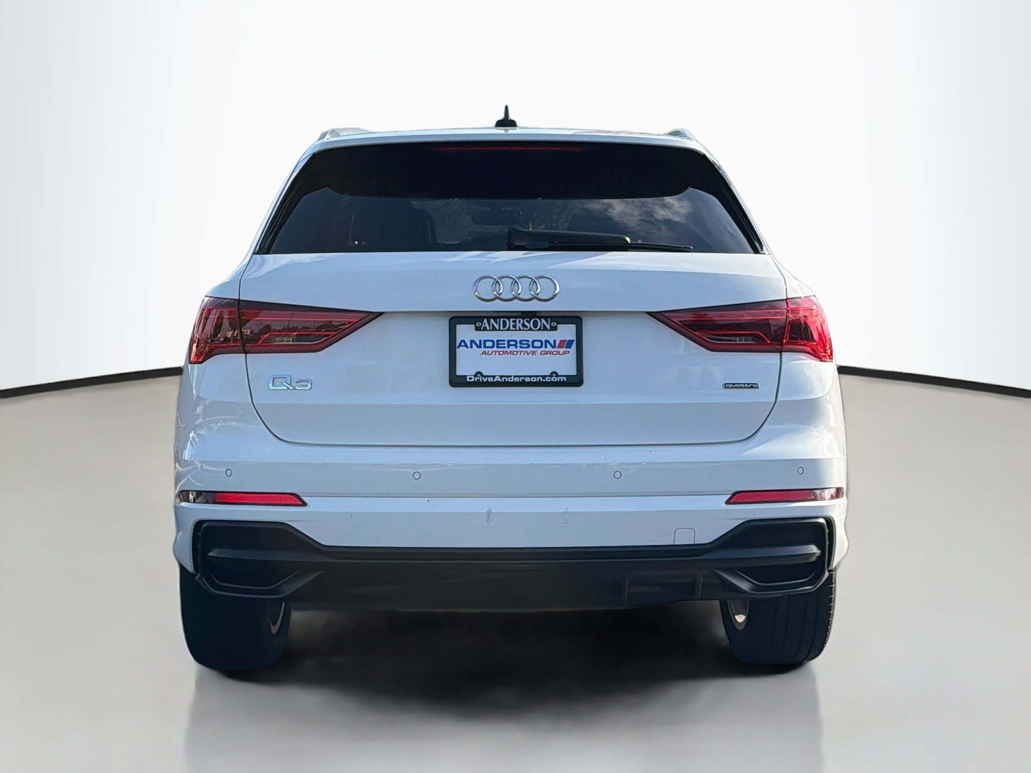 Used 2021 Audi Q3 2.0T Premium AWD/4WD image 6