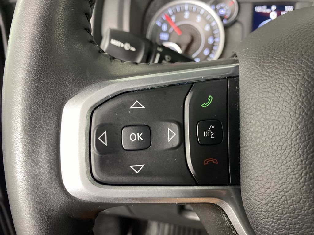 Used 2023 RAM 1500 4x4 Crew Cab image 16