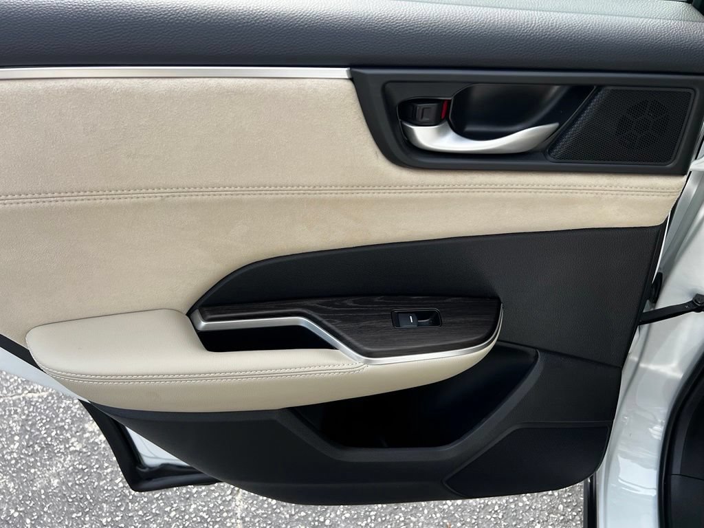Used 2021 Honda Clarity Touring image 27