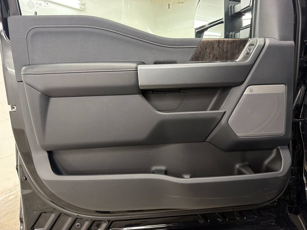 New 2027 Ford F350 Lariat w/ Lariat Ultimate Package AWD/4WD image 15