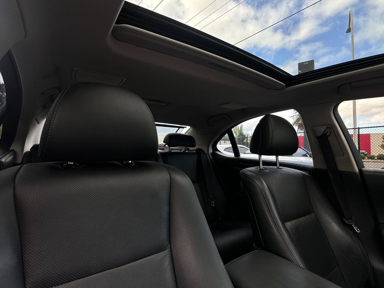 Used 2016 Lexus LS 460 w/ Comfort Package RWD image 28