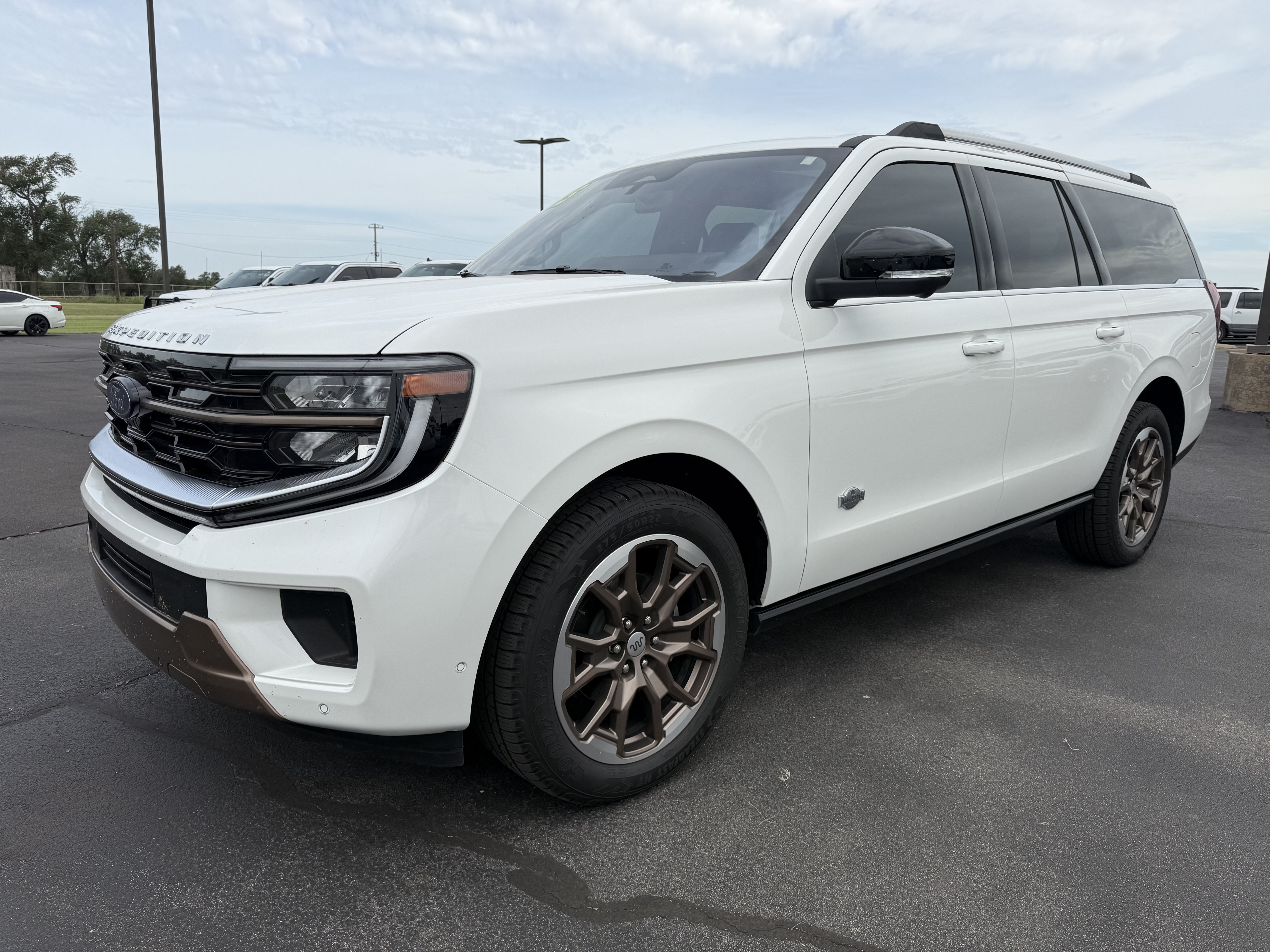 Used 2025 Ford Expedition Max King Ranch AWD/4WD image 1
