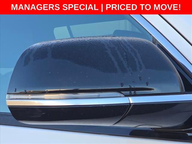 Used 2024 Jeep Wagoneer L Series II w/ Flexible Seating Group image 25