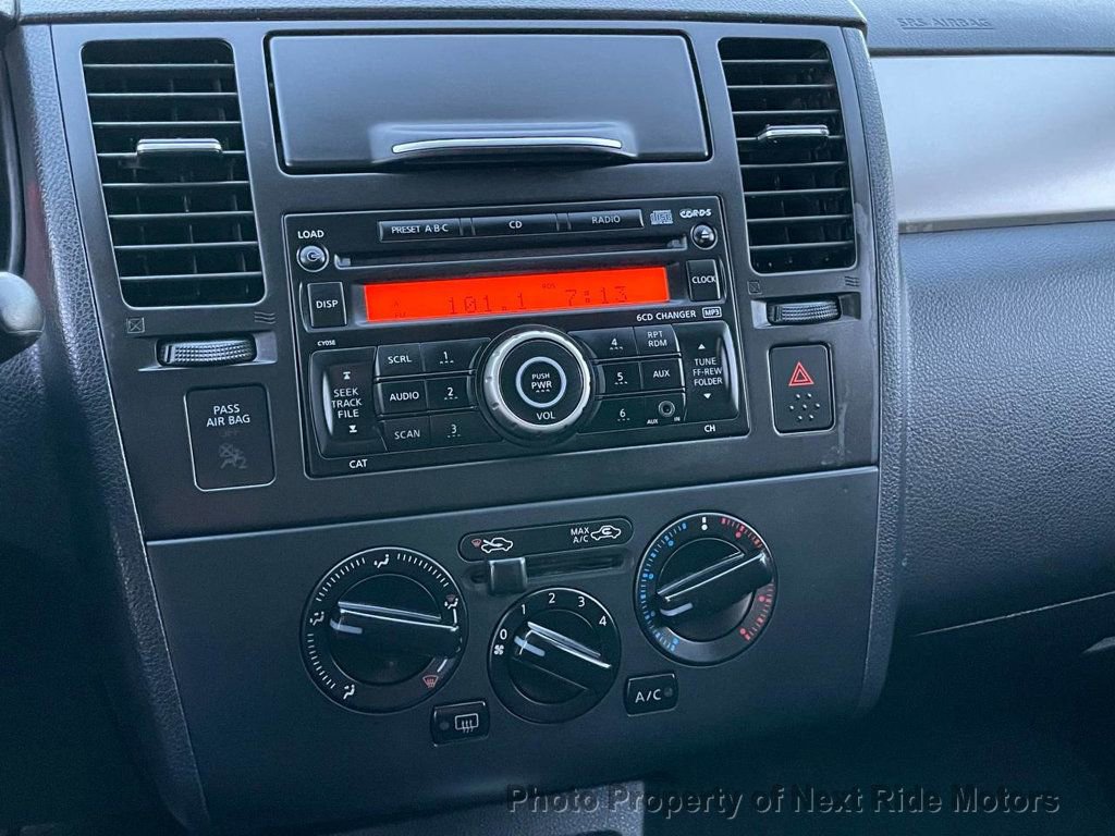 Used 2011 Nissan Versa 1.8 S image 21