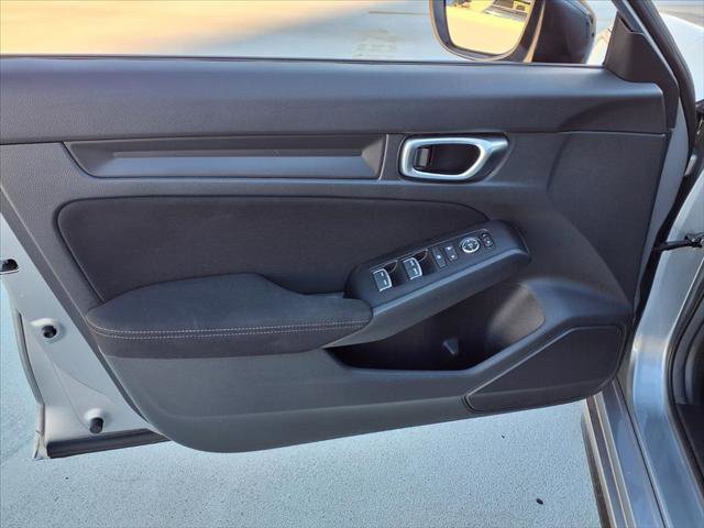 Used 2023 Honda Civic Sport image 10