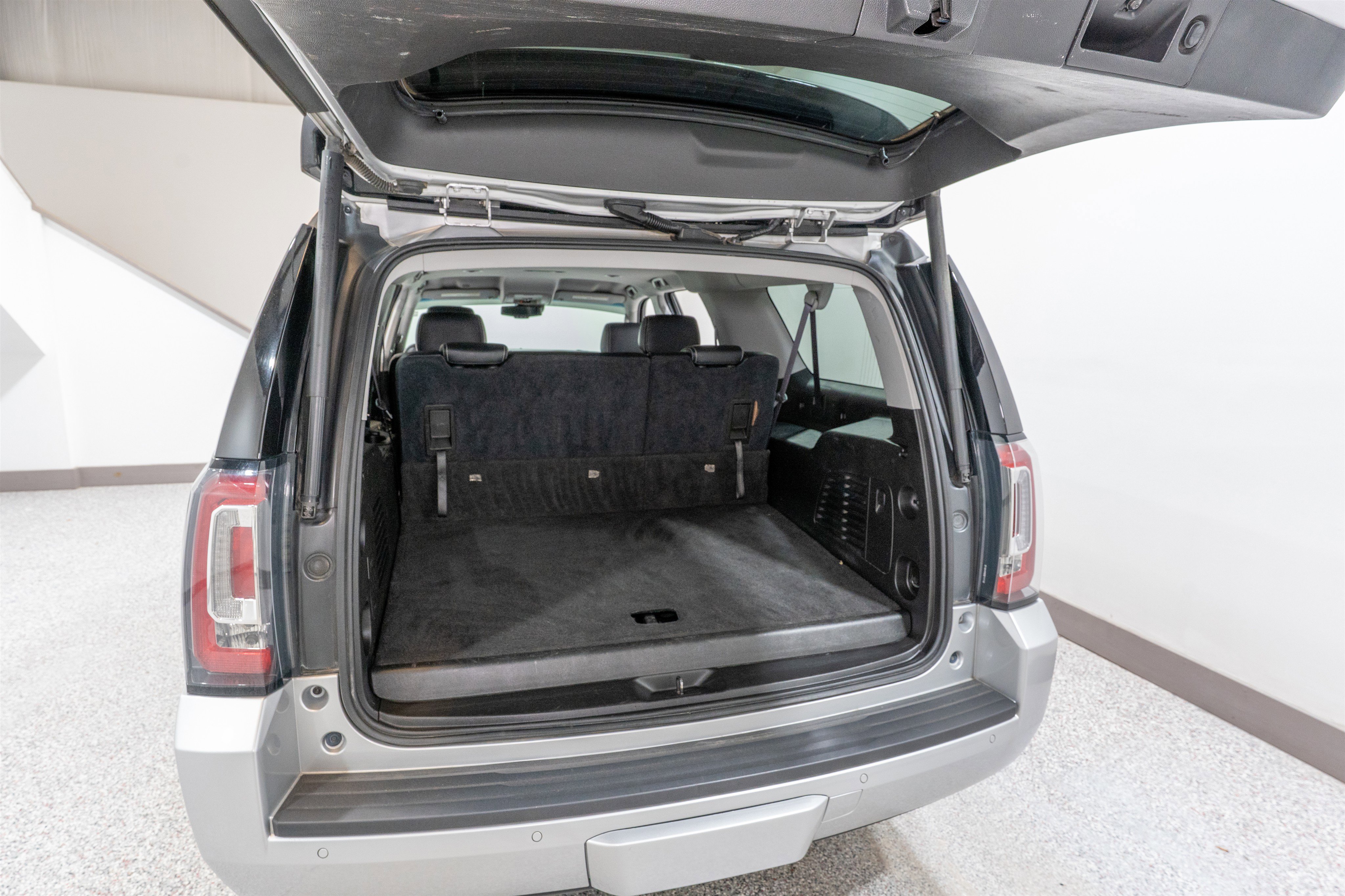 Used 2016 GMC Yukon XL SLE w/ HD Trailering Package AWD/4WD image 29