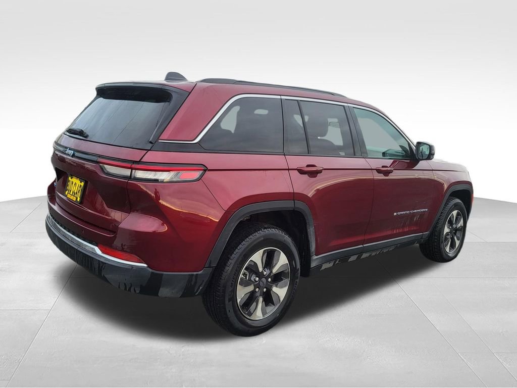 Used 2024 Jeep Grand Cherokee Limited 4xe image 11