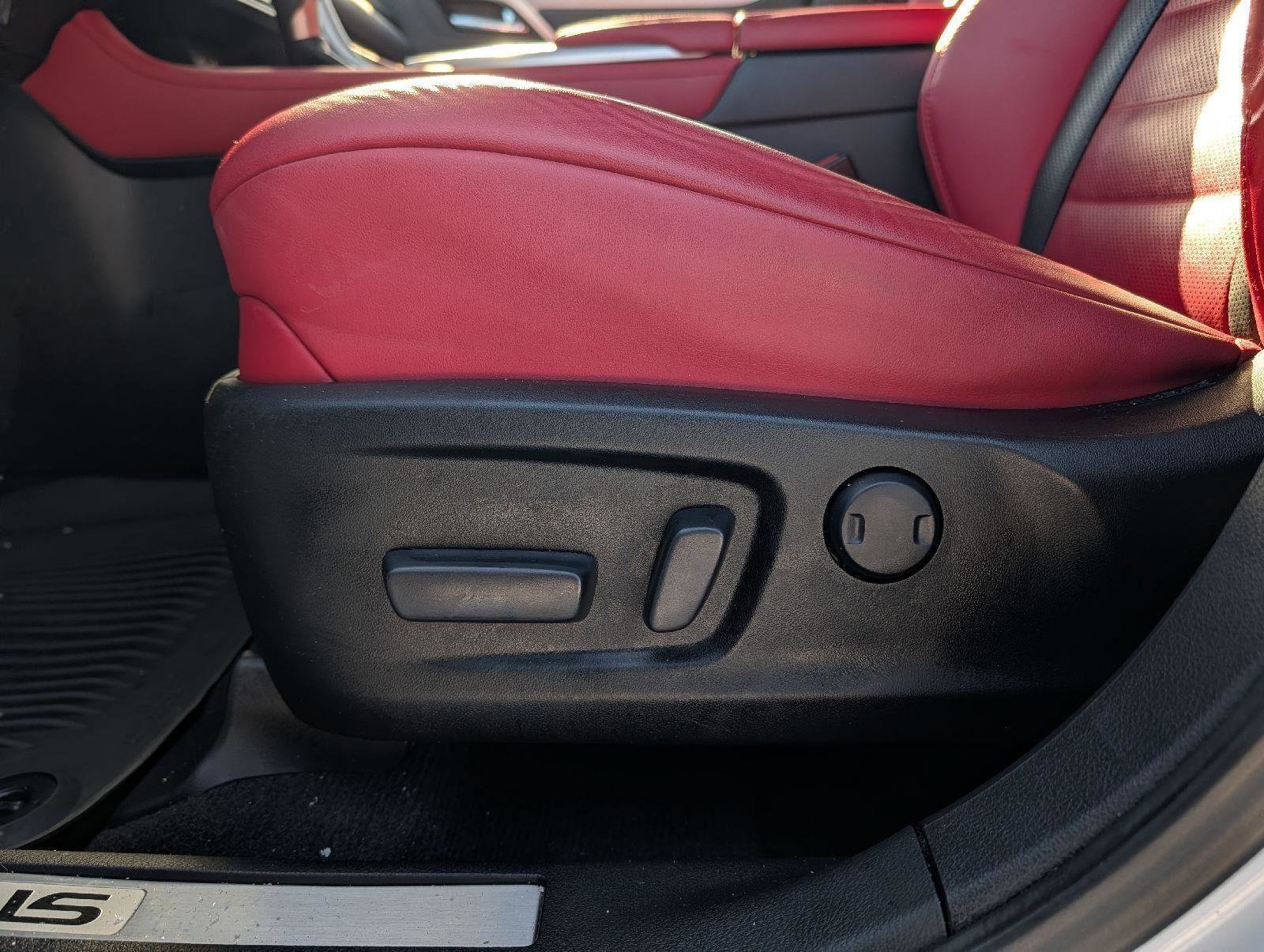 Used 2022 Lexus RX 450h F Sport w/ Accessory Package image 10