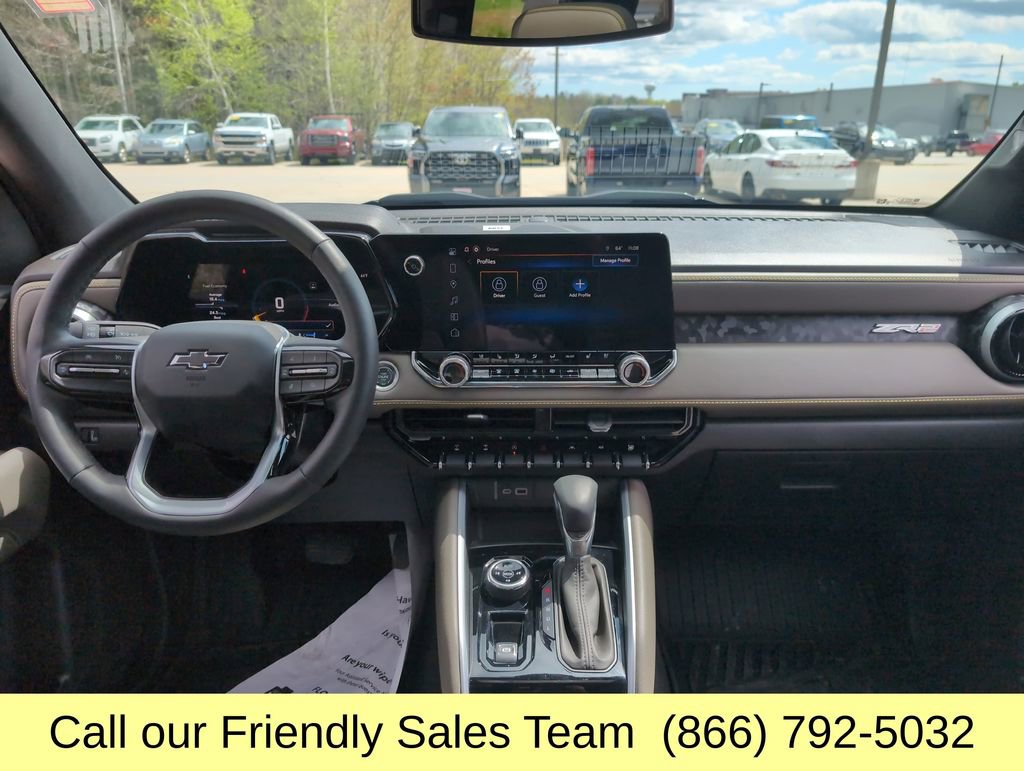 Used 2024 Chevrolet Colorado ZR2 w/ ZR2 Bison Edition AWD/4WD image 15