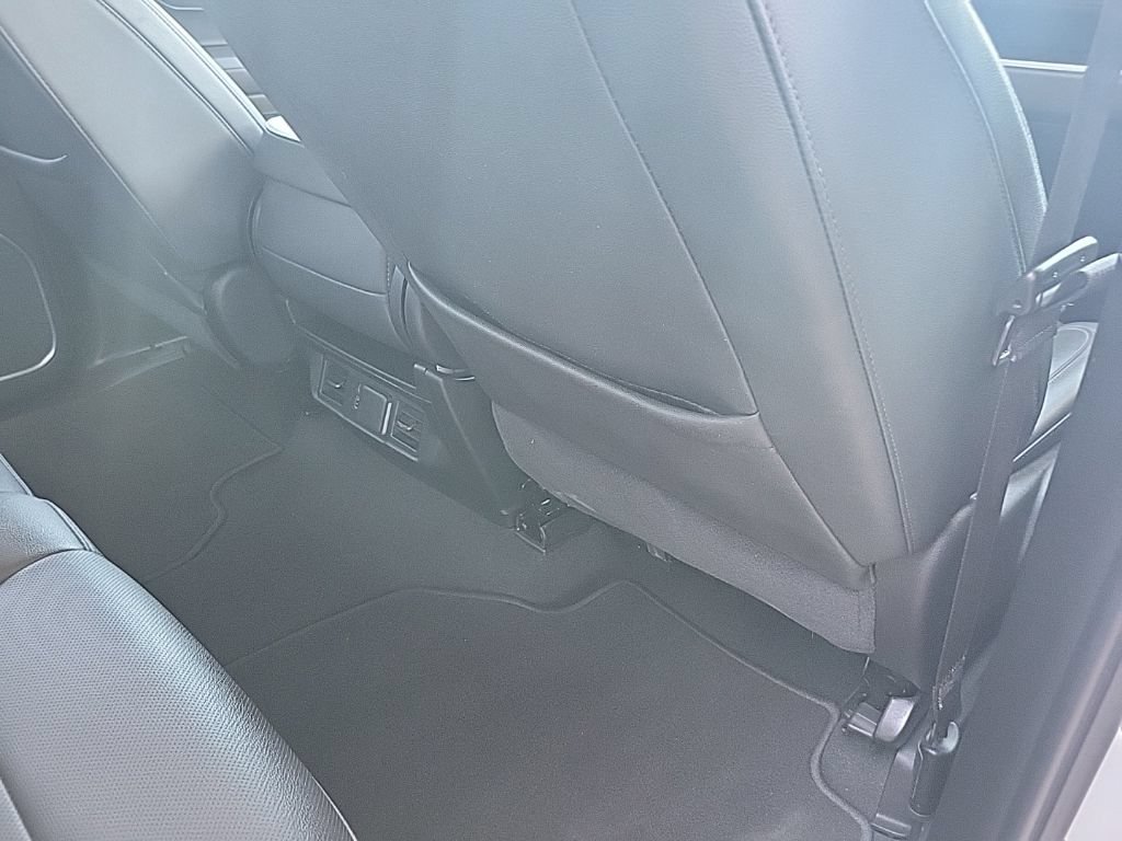 Used 2025 GMC Sierra 1500 SLT RWD image 40