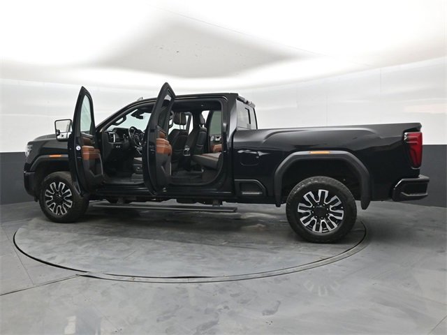 Used 2024 GMC Sierra 3500 Denali Ultimate image 46
