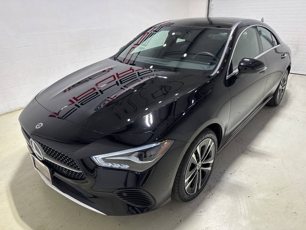 Used 2025 Mercedes-Benz CLA 250 4MATIC w/ Exclusive Package image 9