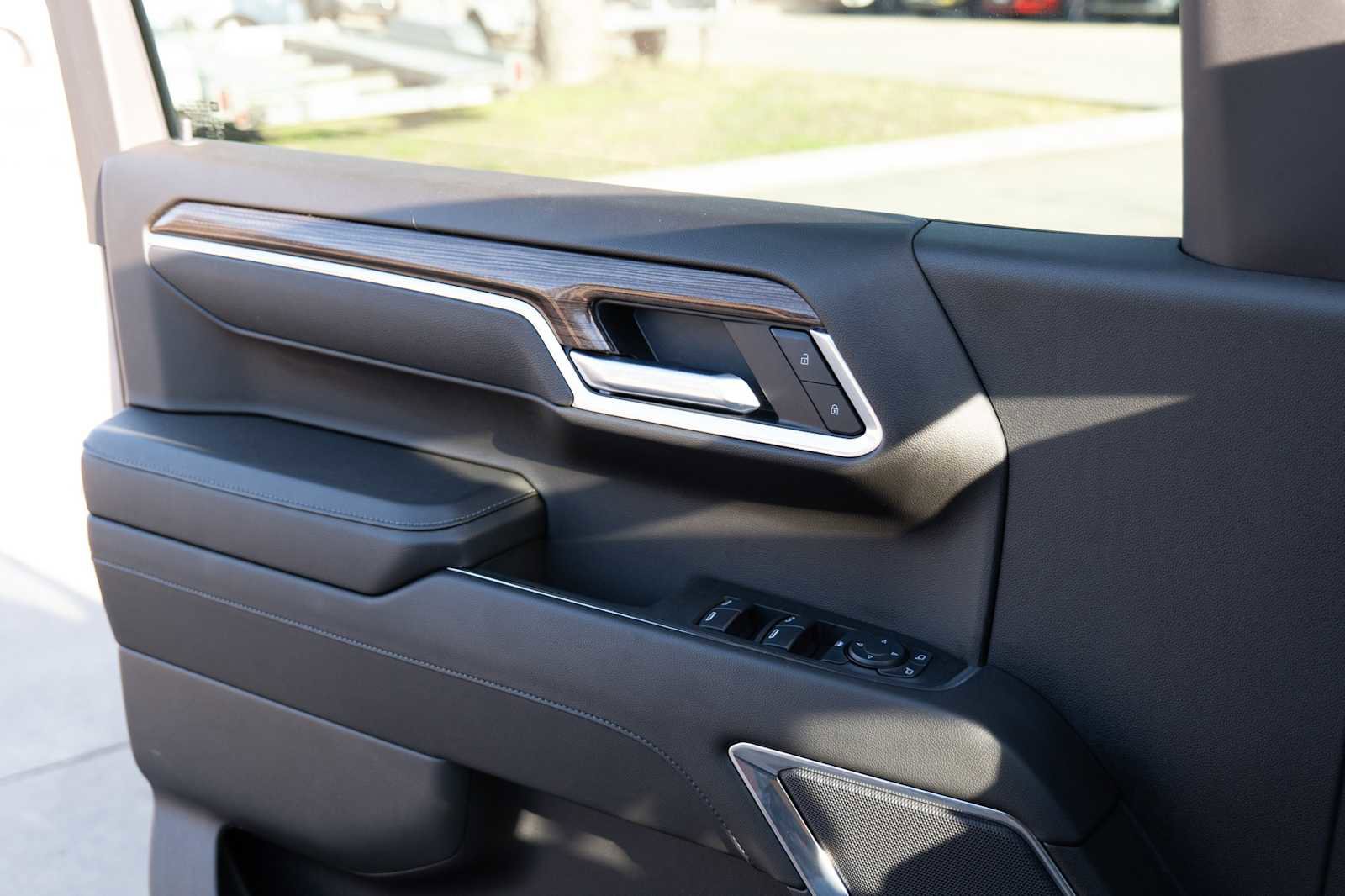 Used 2025 Chevrolet Silverado 1500 RST w/ Protection Package image 21