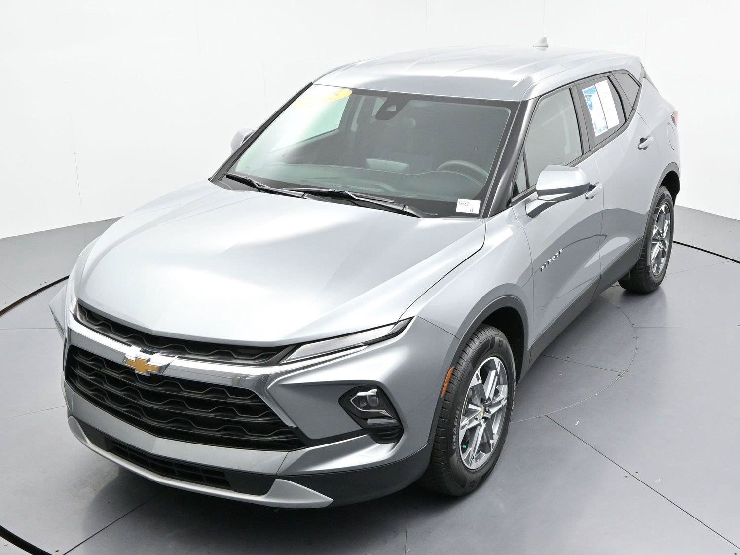 Used 2025 Chevrolet Blazer LT AWD/4WD image 37