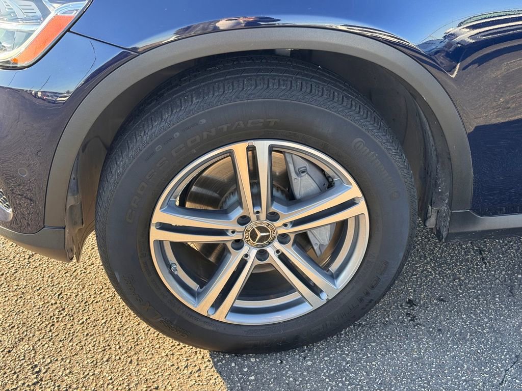 Used 2022 Mercedes-Benz GLC 300 image 9