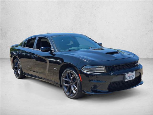 Used 2019 Dodge Charger R/T w/ Blacktop Package RWD image 3