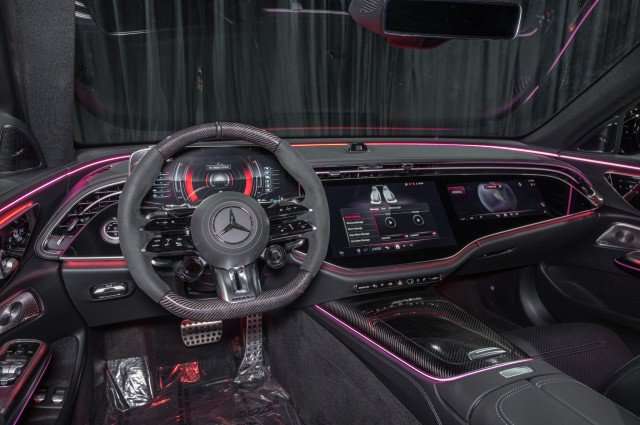 New 2026 Mercedes-Benz E 53 AMG e 4MATIC Sedan image 19