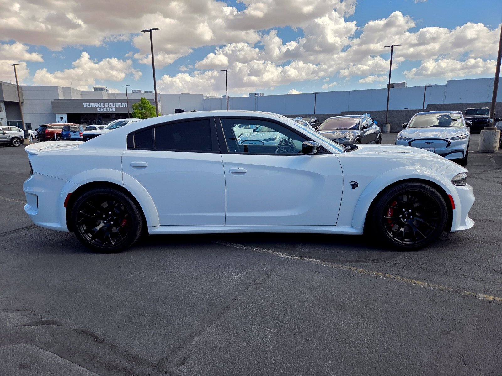 Used 2023 Dodge Charger SRT Hellcat w/ Harman/Kardon Audio Group RWD image 7