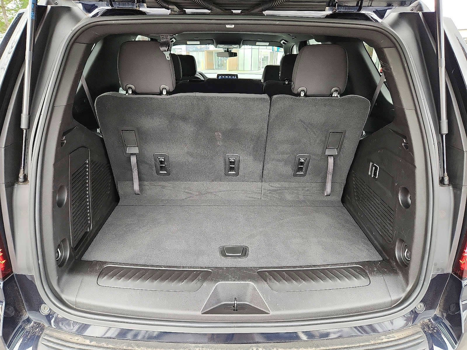 Used 2021 GMC Yukon SLE image 26