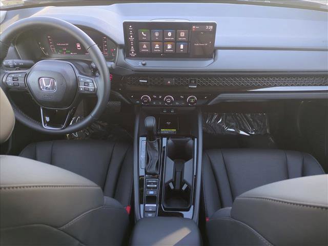 Used 2025 Honda Accord EX-L image 17